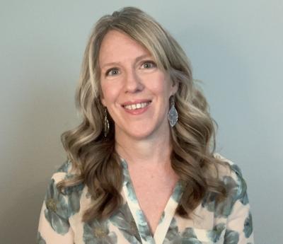 Headshot of Karen Munnelly