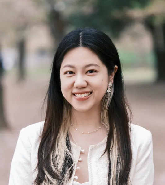 Headshot of Lingran Zhang