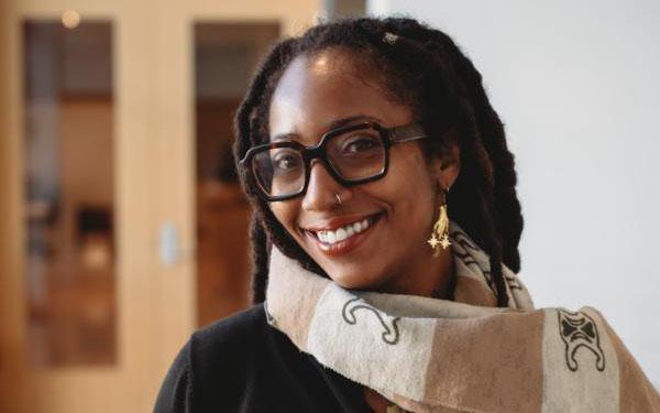 Headshot of Kenia LaMarr